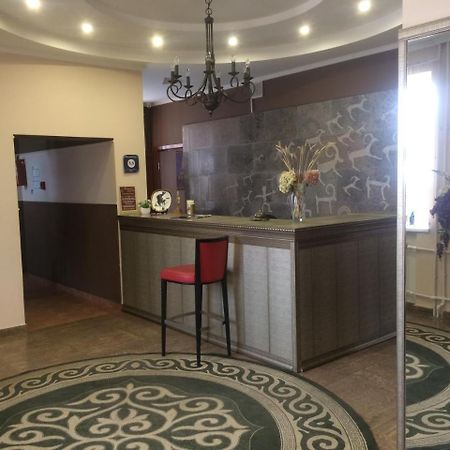Altyn Adam Hotel Pavlodar Exterior photo